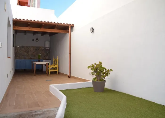 Loft La Canada בית נופש *